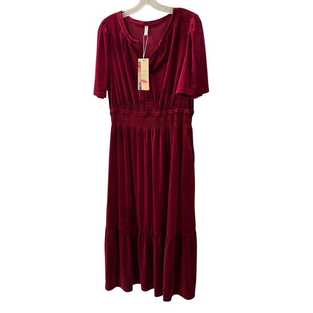 Dokotoo Burgundy Velvet Midi Dress Women’s L V Neck Ruffle Tier Pockets NWT